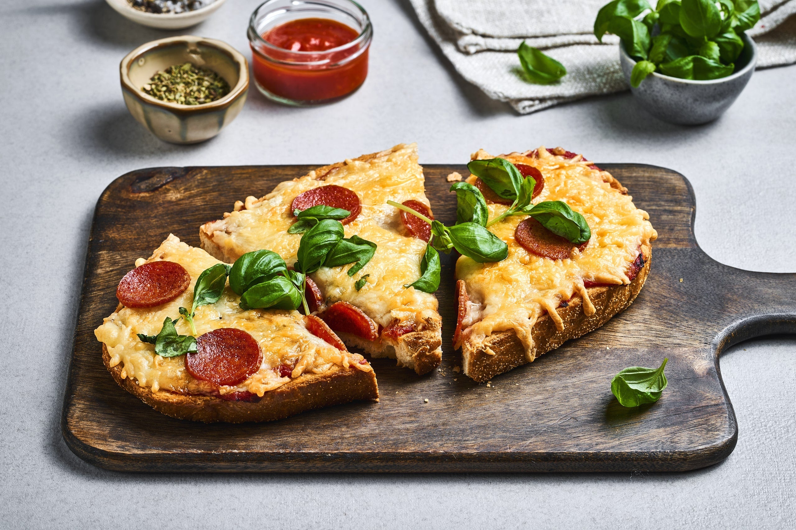 Pizzatoast med pepperoni | Airfryeroppskrifter | Cosori.no